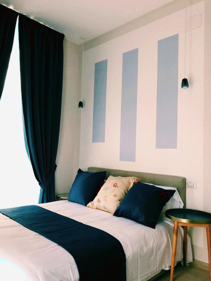 La Chambre Naples Luaran gambar