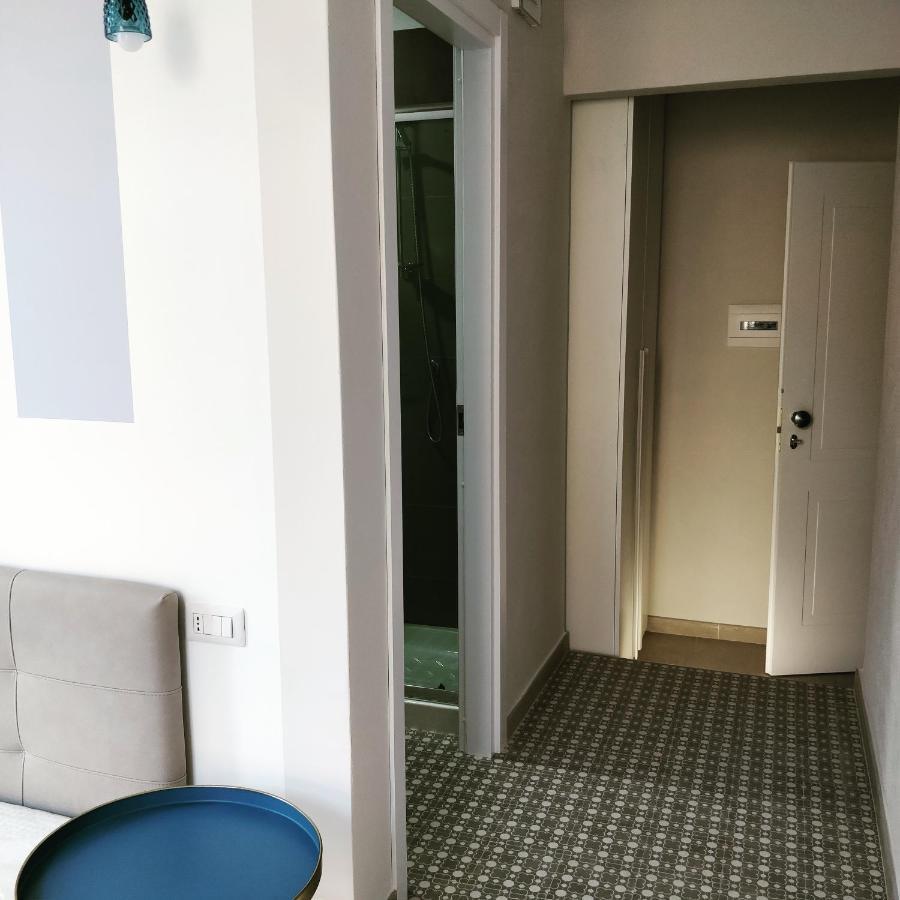 La Chambre Naples Luaran gambar
