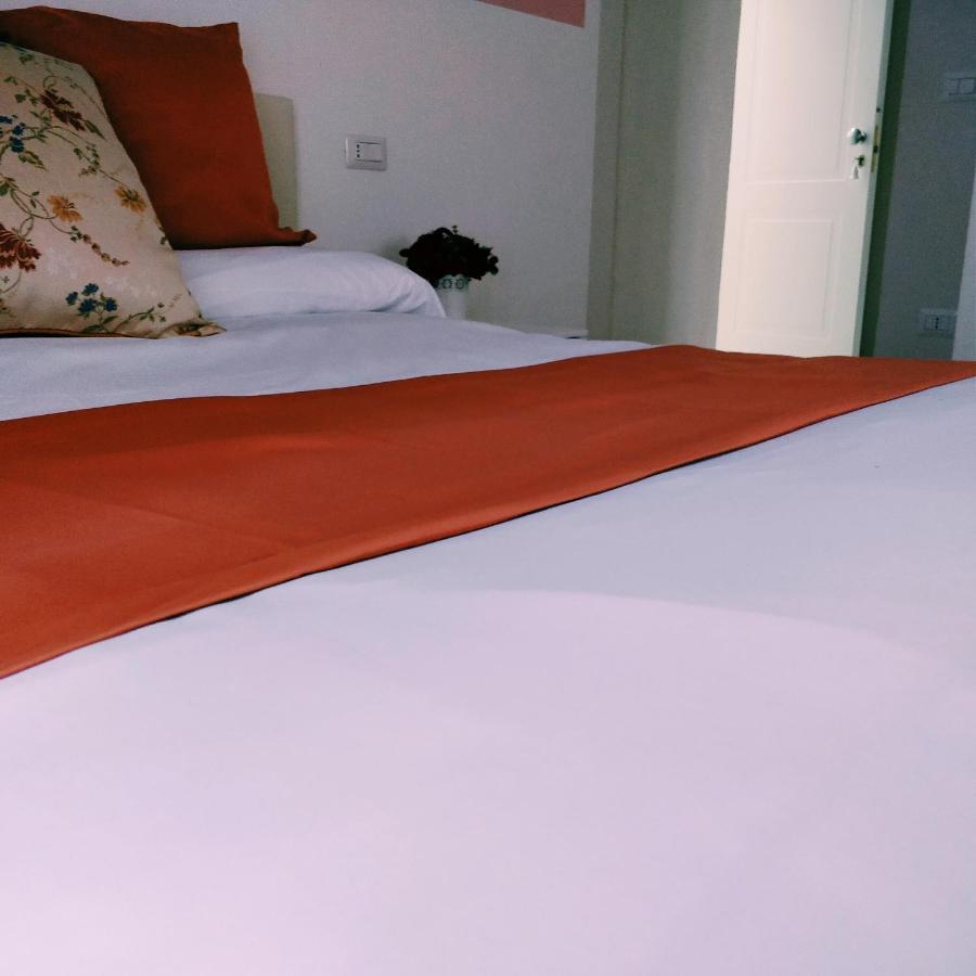 La Chambre Naples Luaran gambar