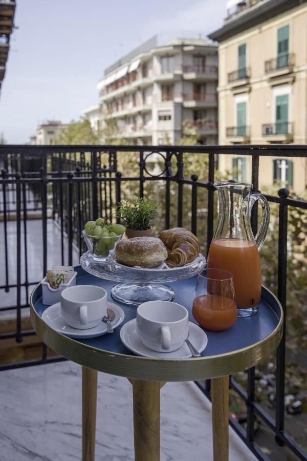 La Chambre Naples Luaran gambar