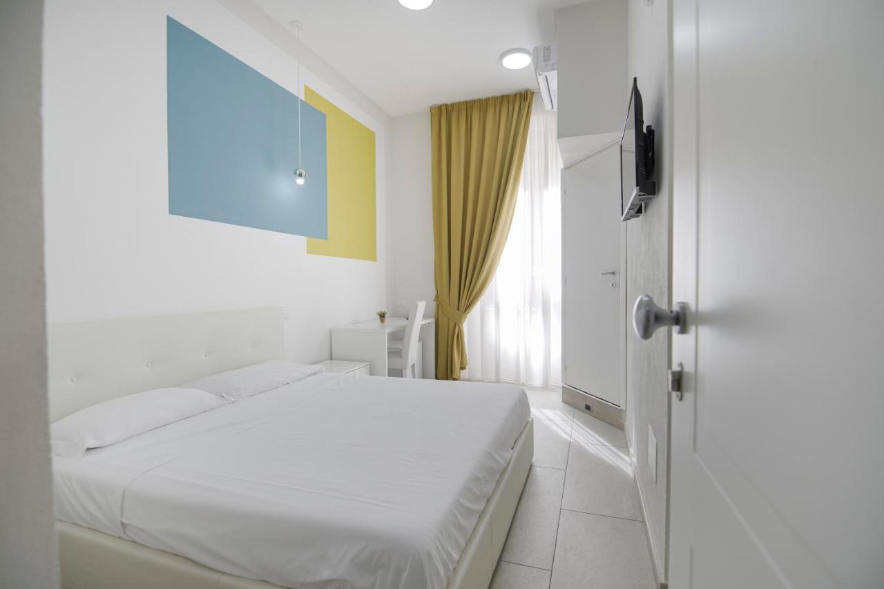La Chambre Naples Luaran gambar