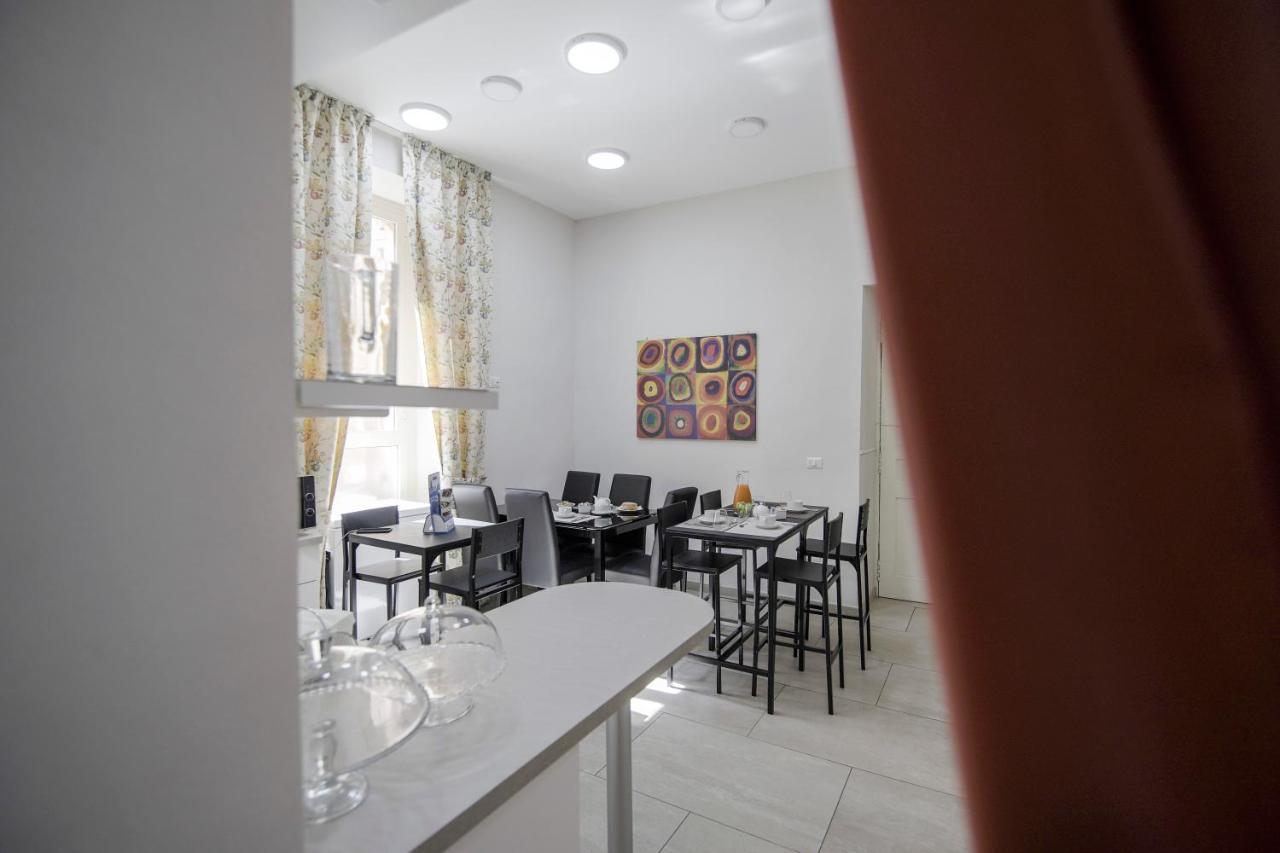 La Chambre Naples Luaran gambar
