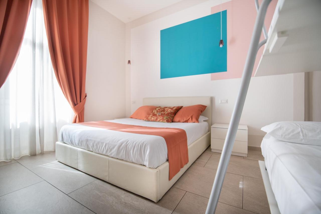 La Chambre Naples Luaran gambar