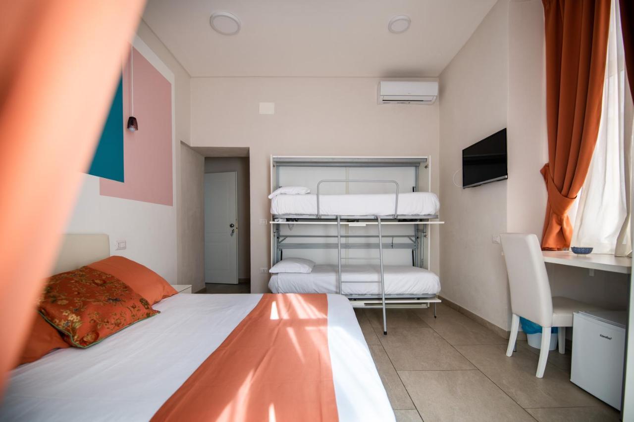 La Chambre Naples Luaran gambar