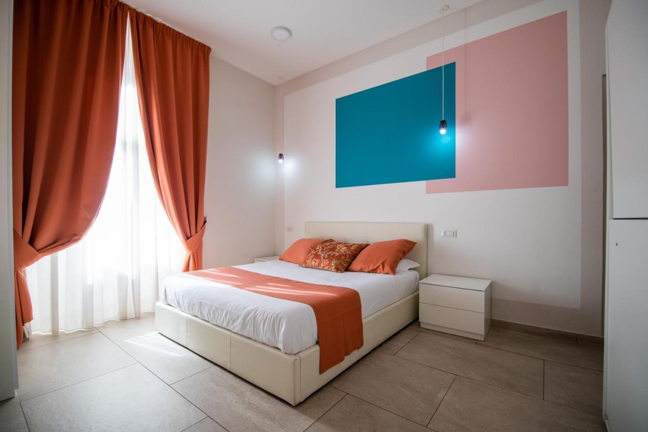 La Chambre Naples Luaran gambar
