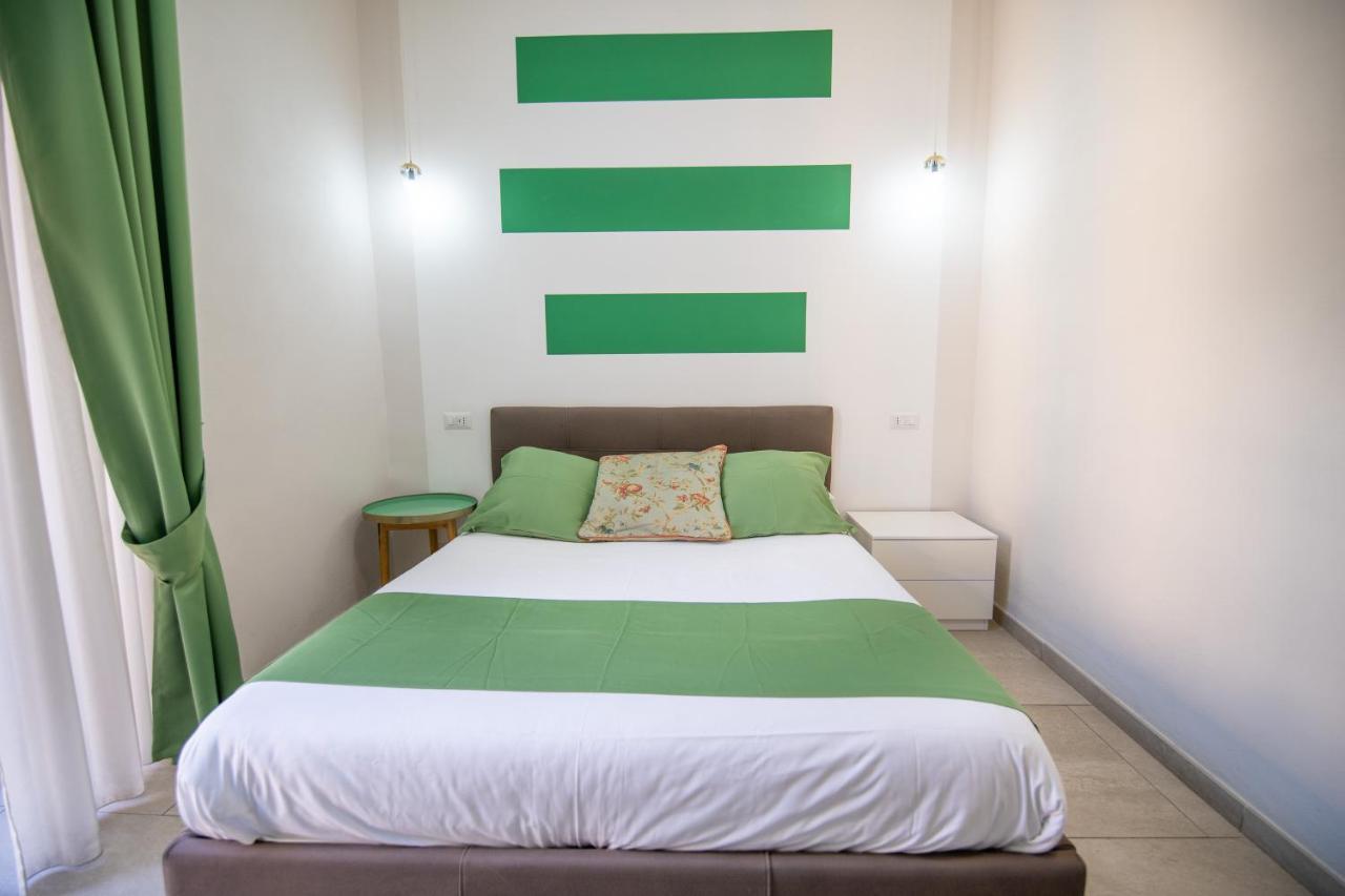 La Chambre Naples Luaran gambar